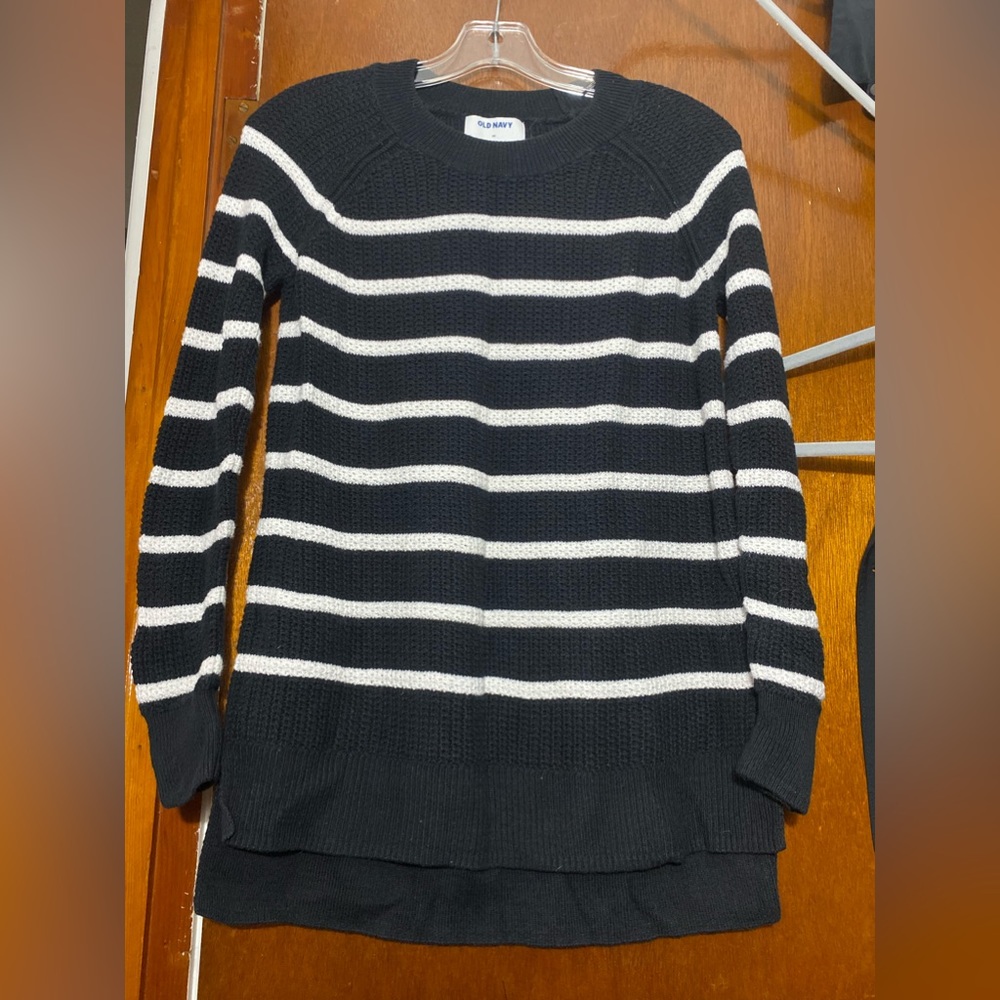 Old Navy Sweater